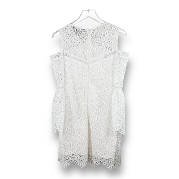 Laundry by Shelli Segal White Eyelet Cold Shoulder Dress w/Bell Sleeves Sz 2 - Picture 4 of 16